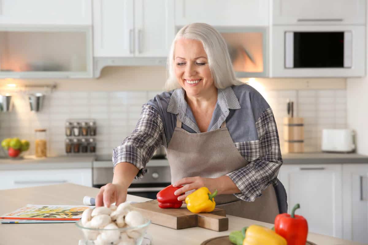 Woman cooking 